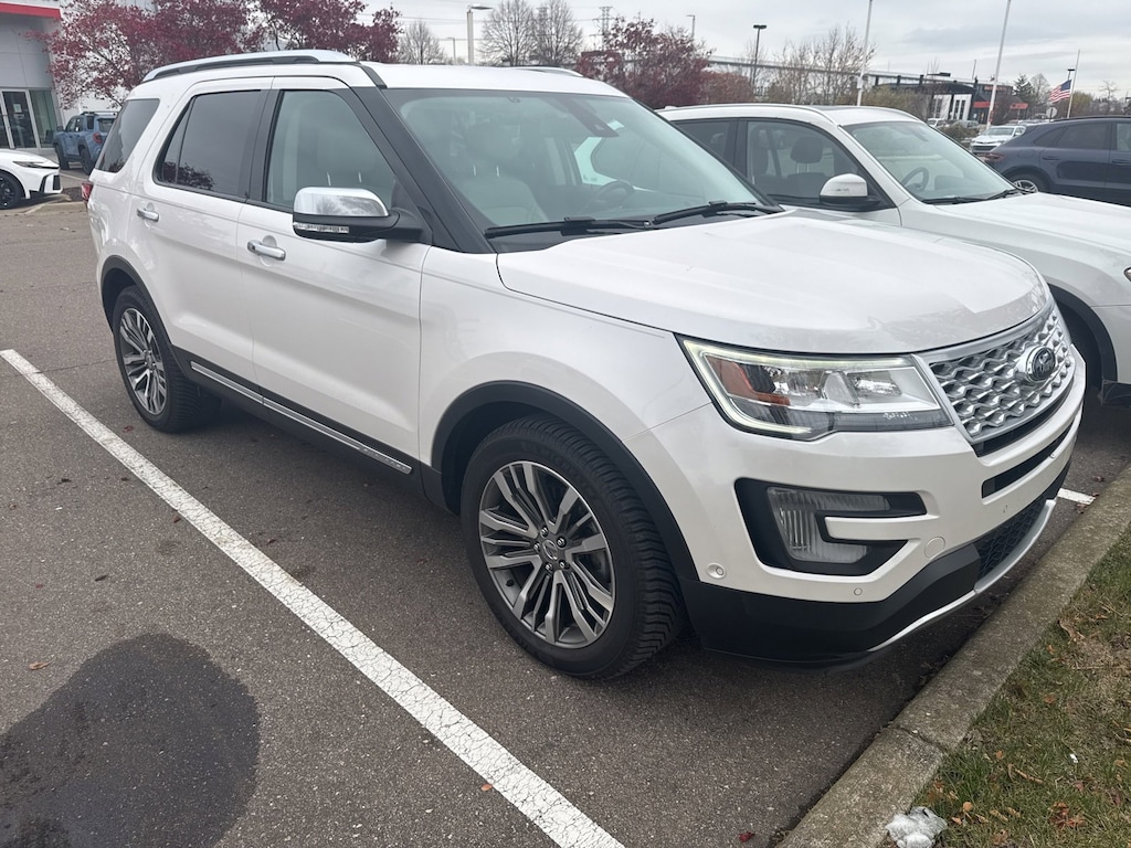 Used 2017 Ford Explorer Platinum SUV