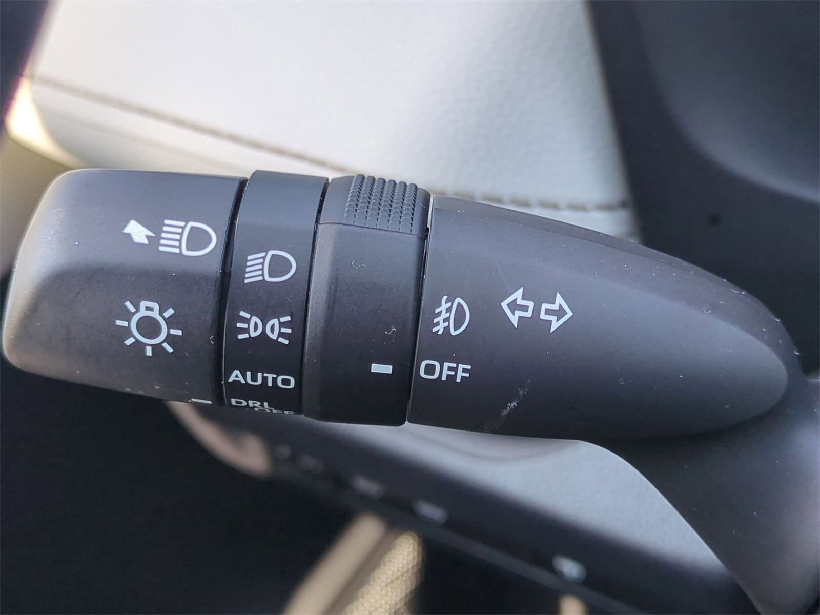 Thumbnail: 2024 Toyota RAV4 - 28