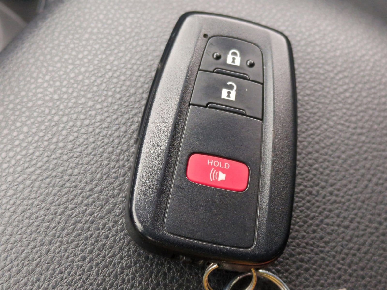 Thumbnail: 2023 Toyota RAV4 - 33