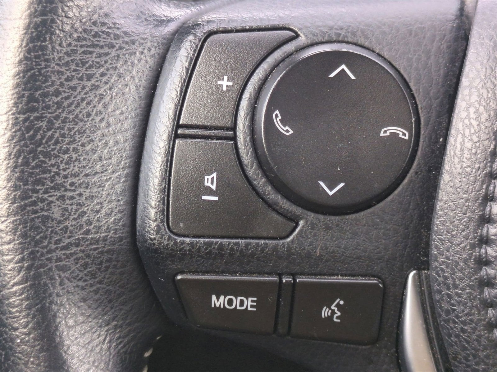 Thumbnail: 2018 Toyota Corolla iM - 23