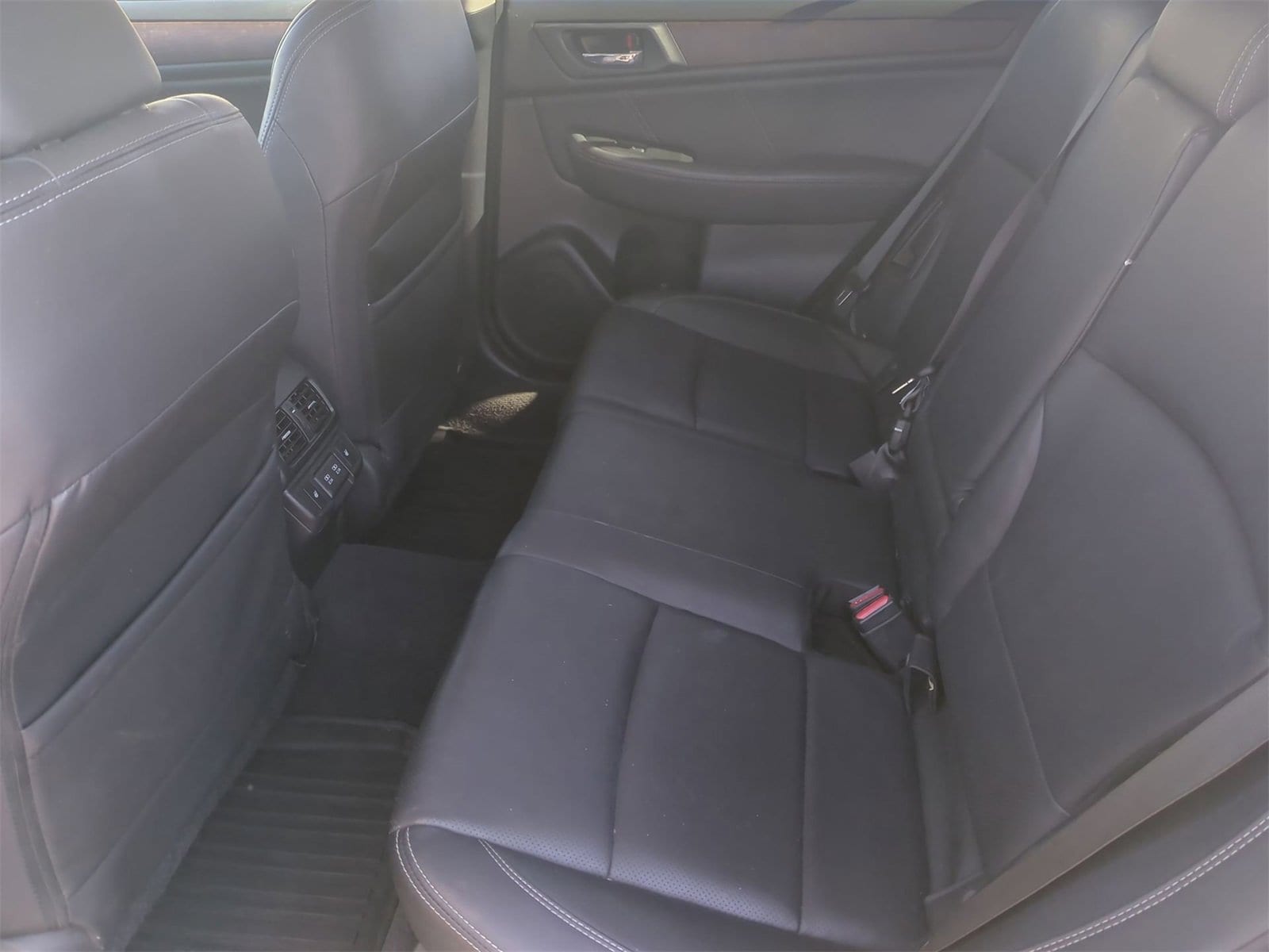Thumbnail: 2019 Subaru Outback - 20