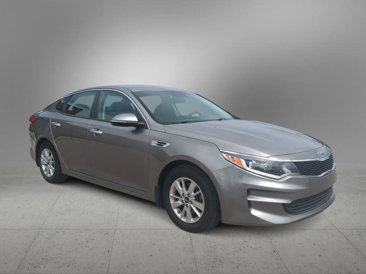 Thumbnail: 2016 Kia Optima - 2
