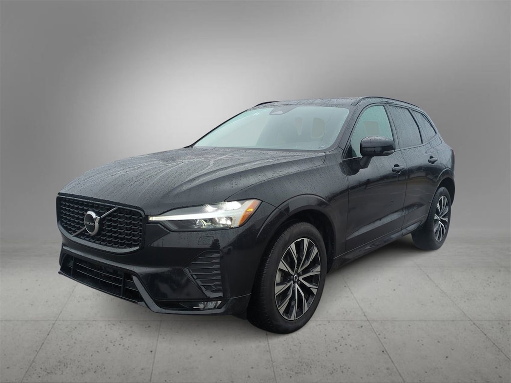 Used 2025 Volvo XC60 B5 Core SUV