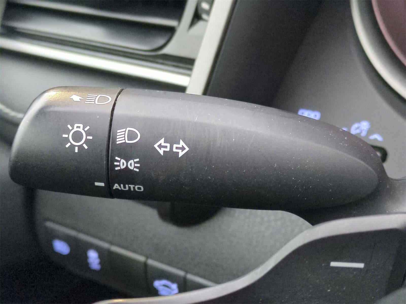 Thumbnail: 2021 Toyota Camry - 26