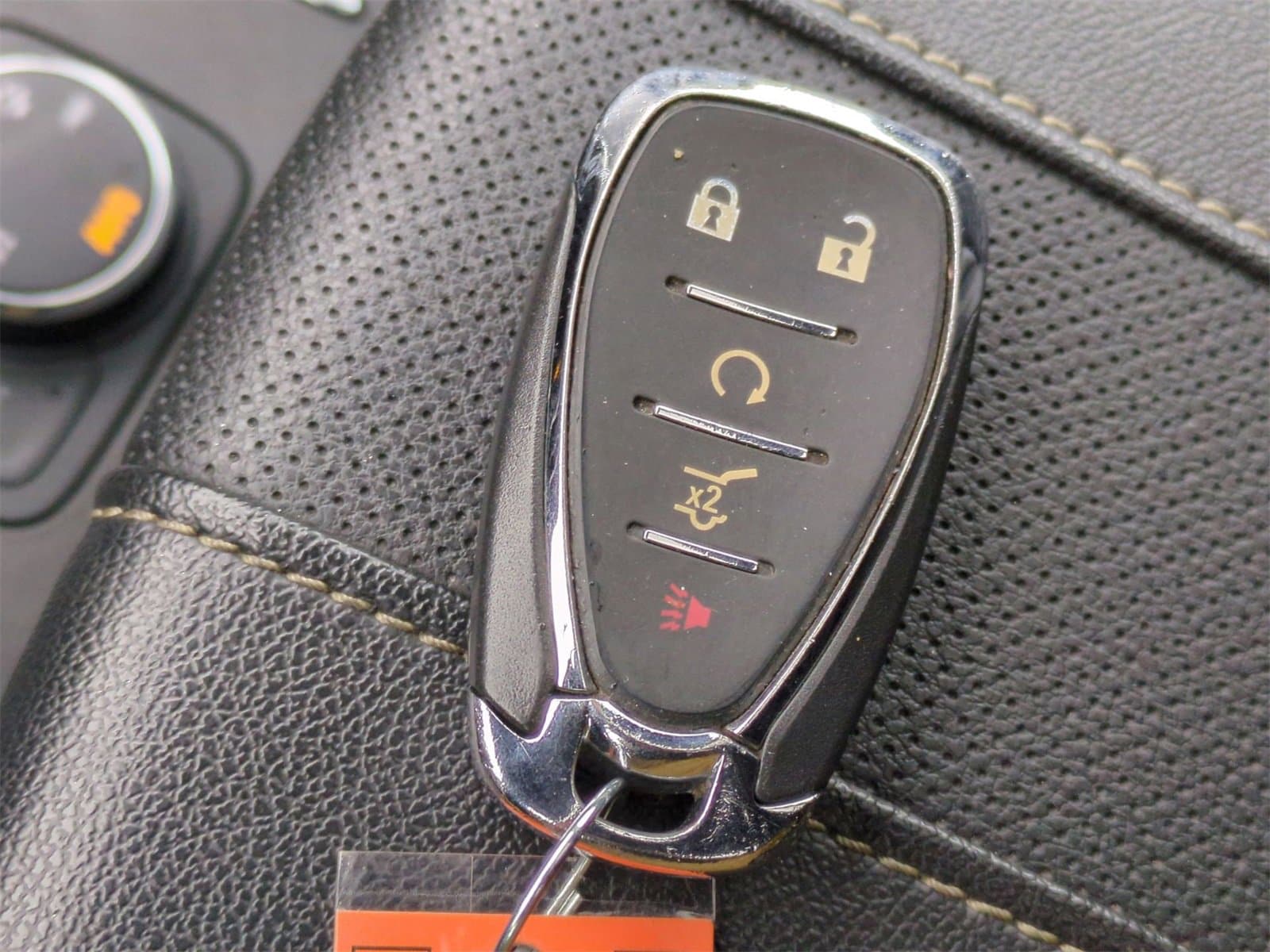 Thumbnail: 2023 Chevrolet Traverse - 38