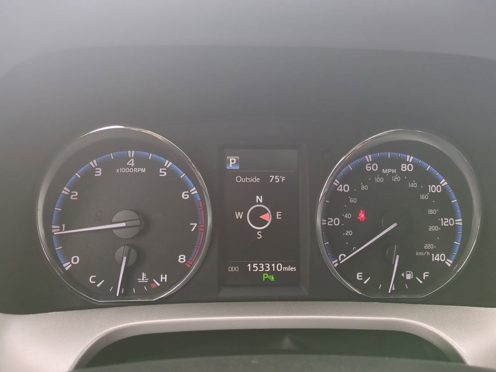 Thumbnail: 2017 Toyota RAV4 - 34