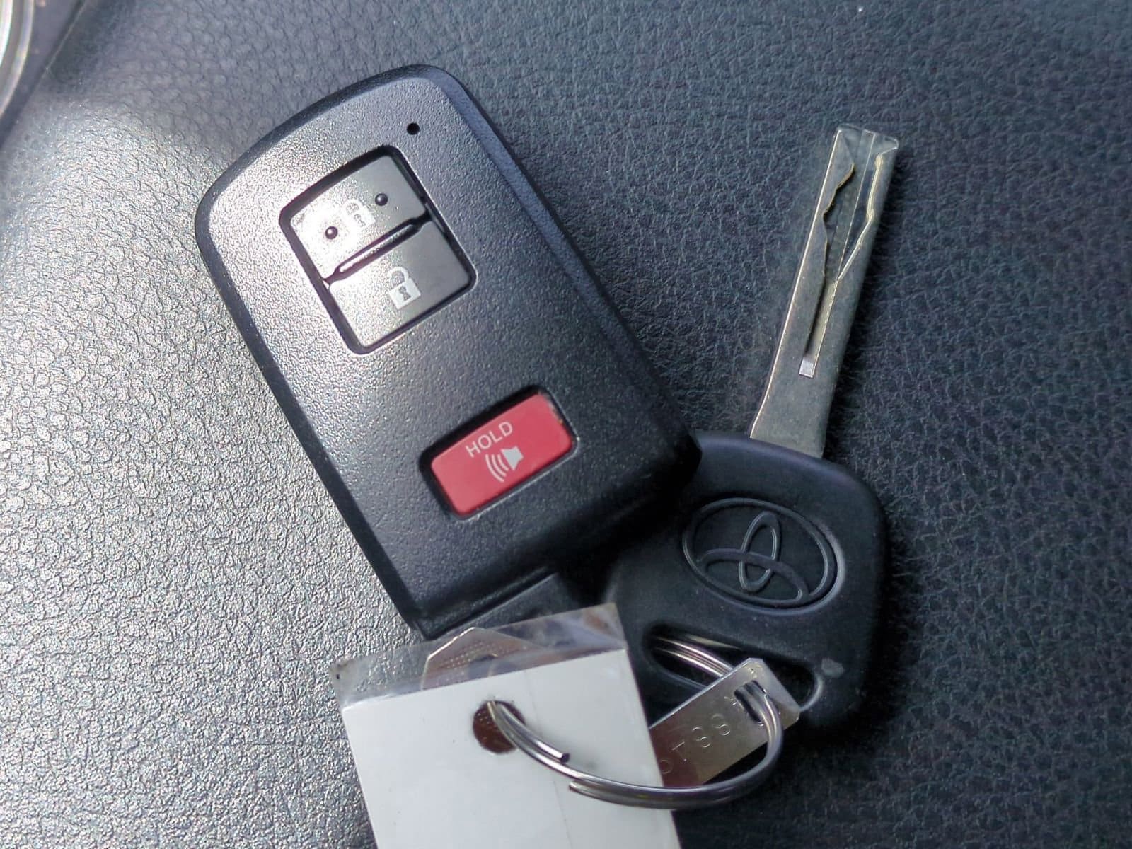 Thumbnail: 2022 Toyota Tacoma - 33