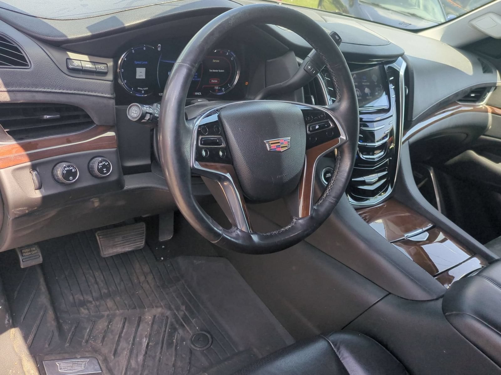 Thumbnail: 2019 Cadillac Escalade - 10