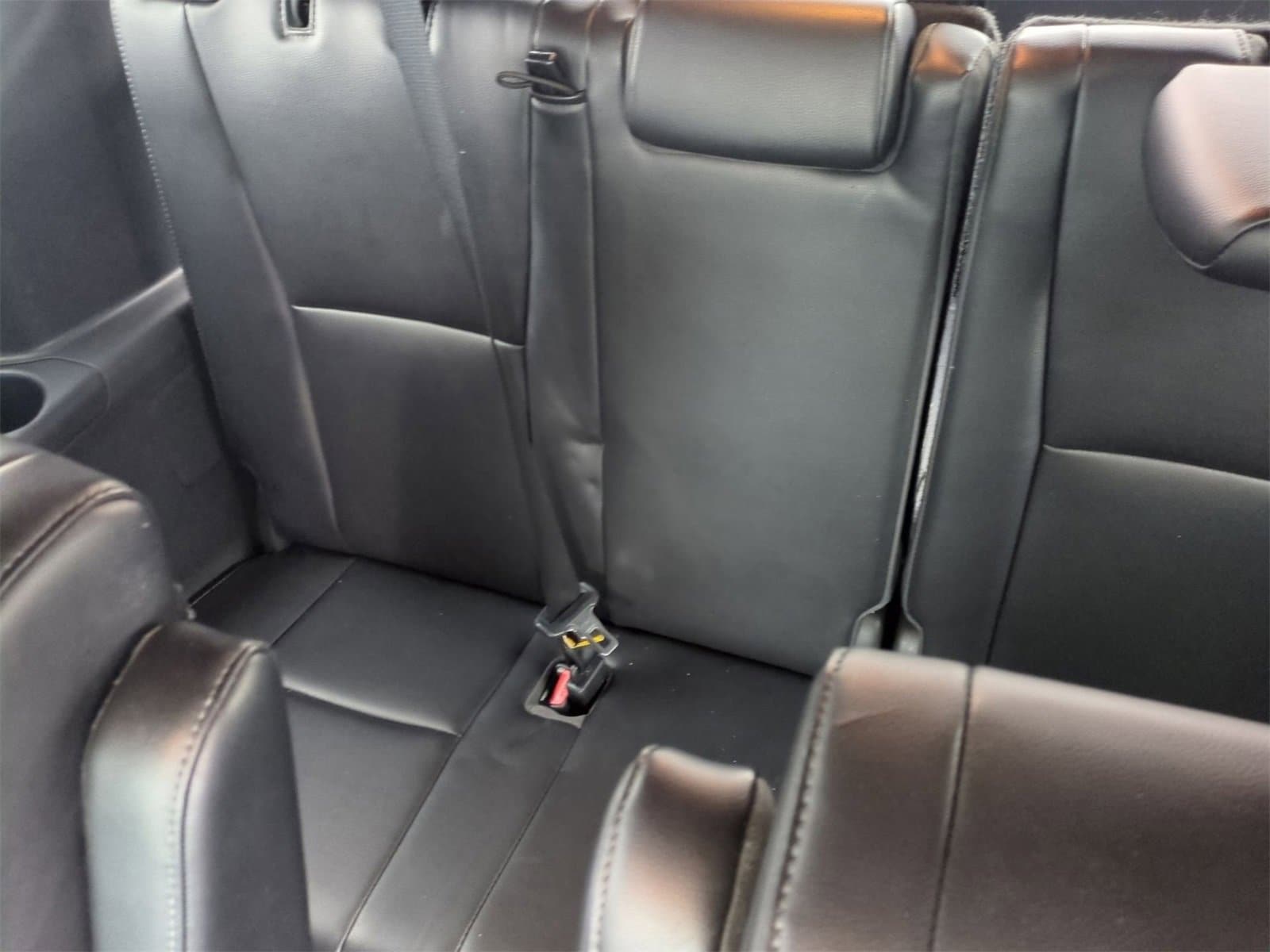 Thumbnail: 2022 Toyota Highlander - 22