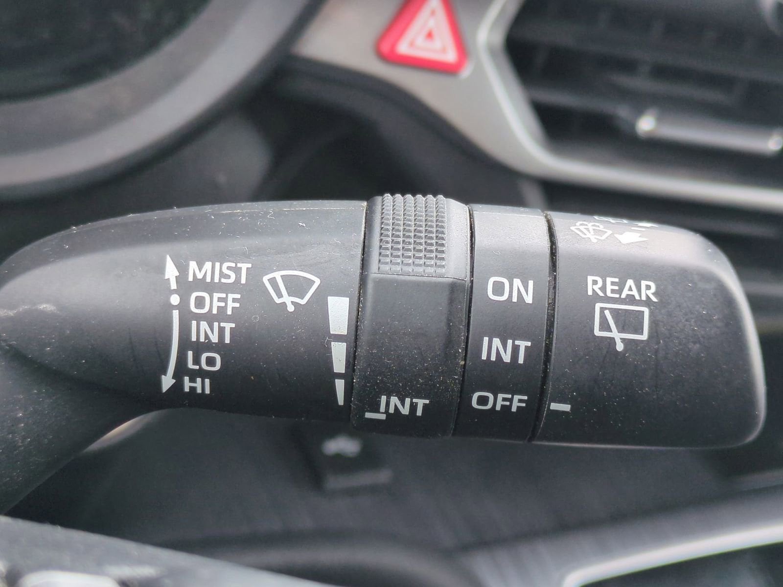 Thumbnail: 2023 Toyota Sienna - 27