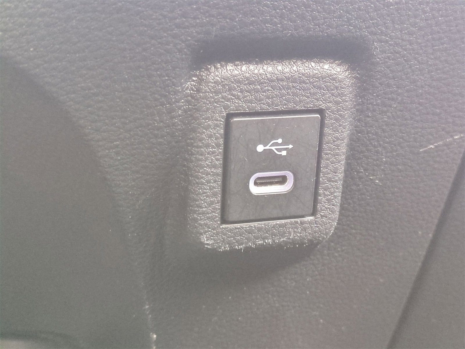 Thumbnail: 2023 Toyota Corolla - 29