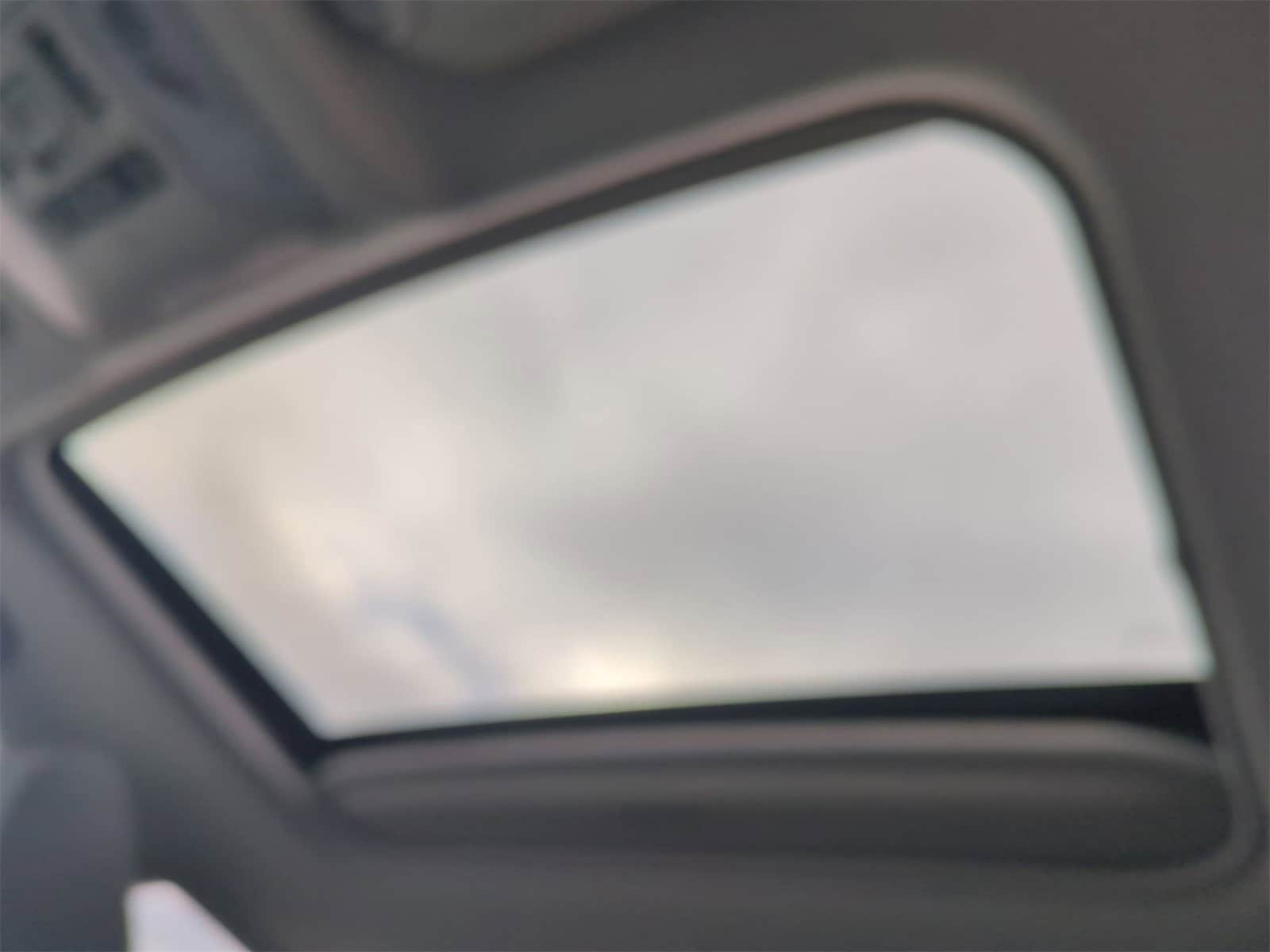 Thumbnail: 2021 Toyota RAV4 - 19