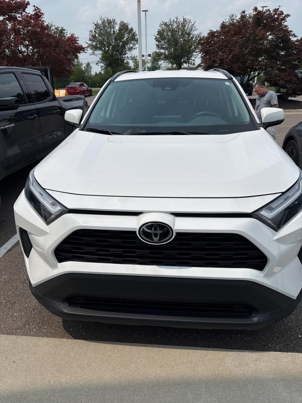 Thumbnail: 2022 Toyota RAV4 - 4