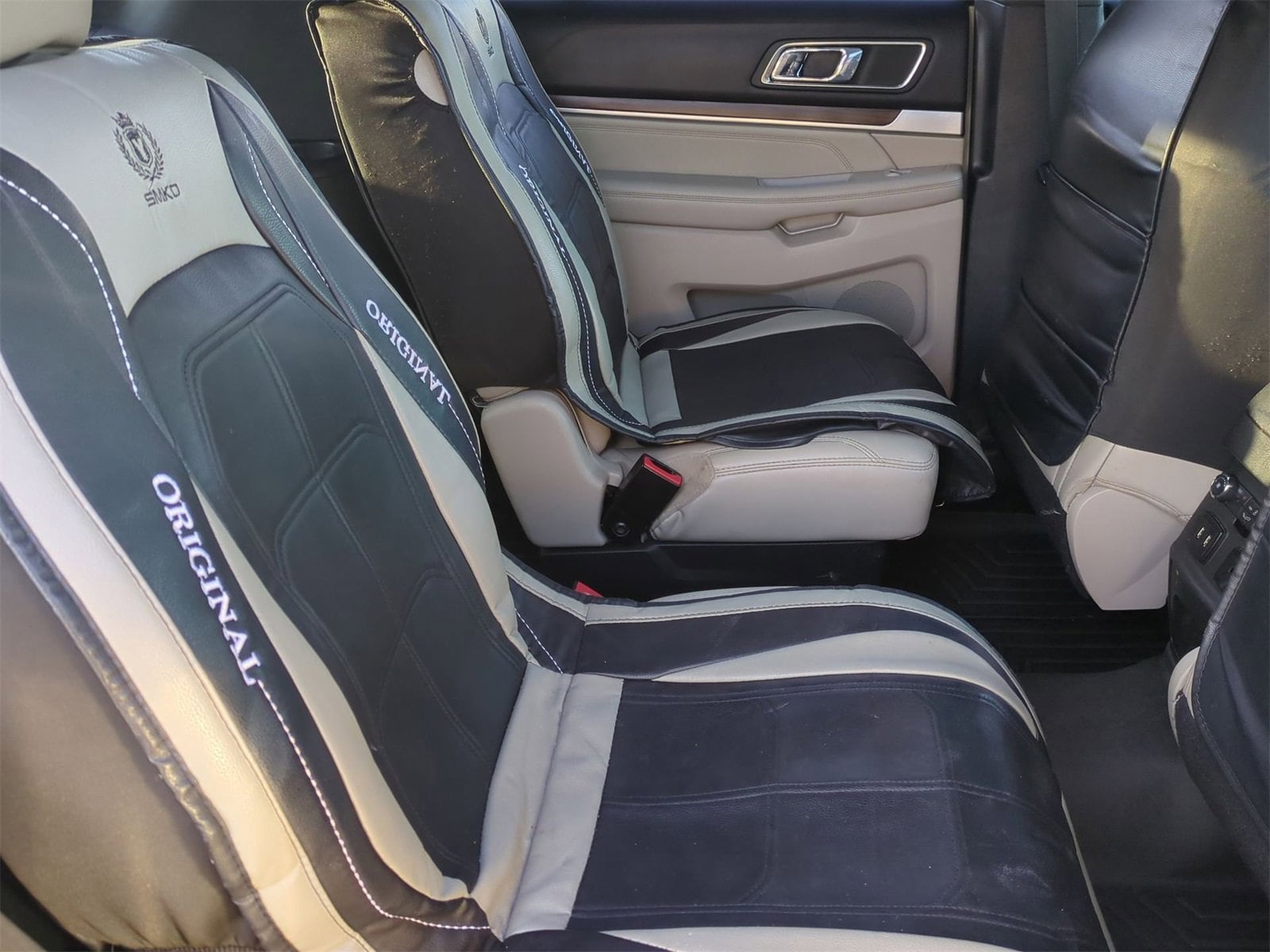 Thumbnail: 2018 Ford Explorer - 21