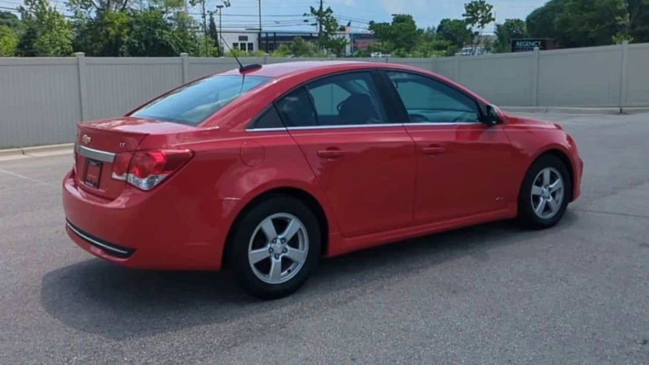 Thumbnail: 2016 Chevrolet Cruze - 8