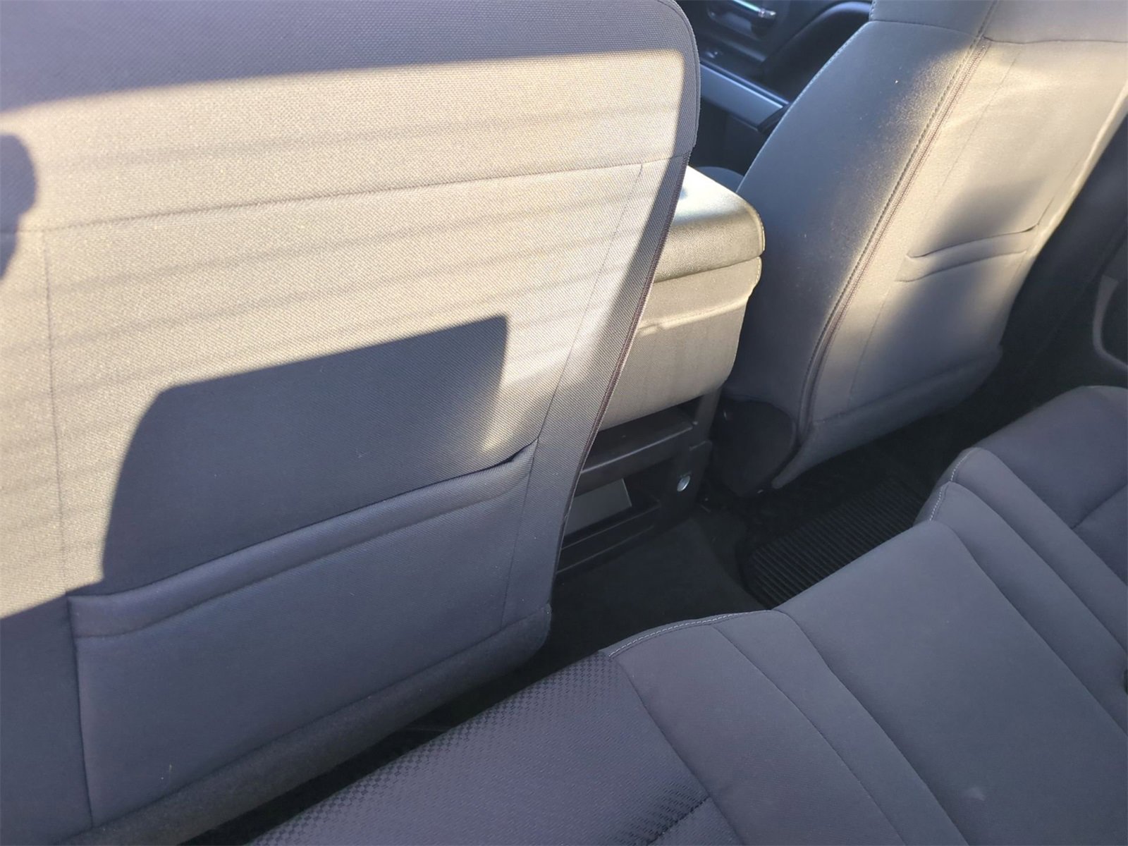 Thumbnail: 2017 Chevrolet Silverado 1500 - 18