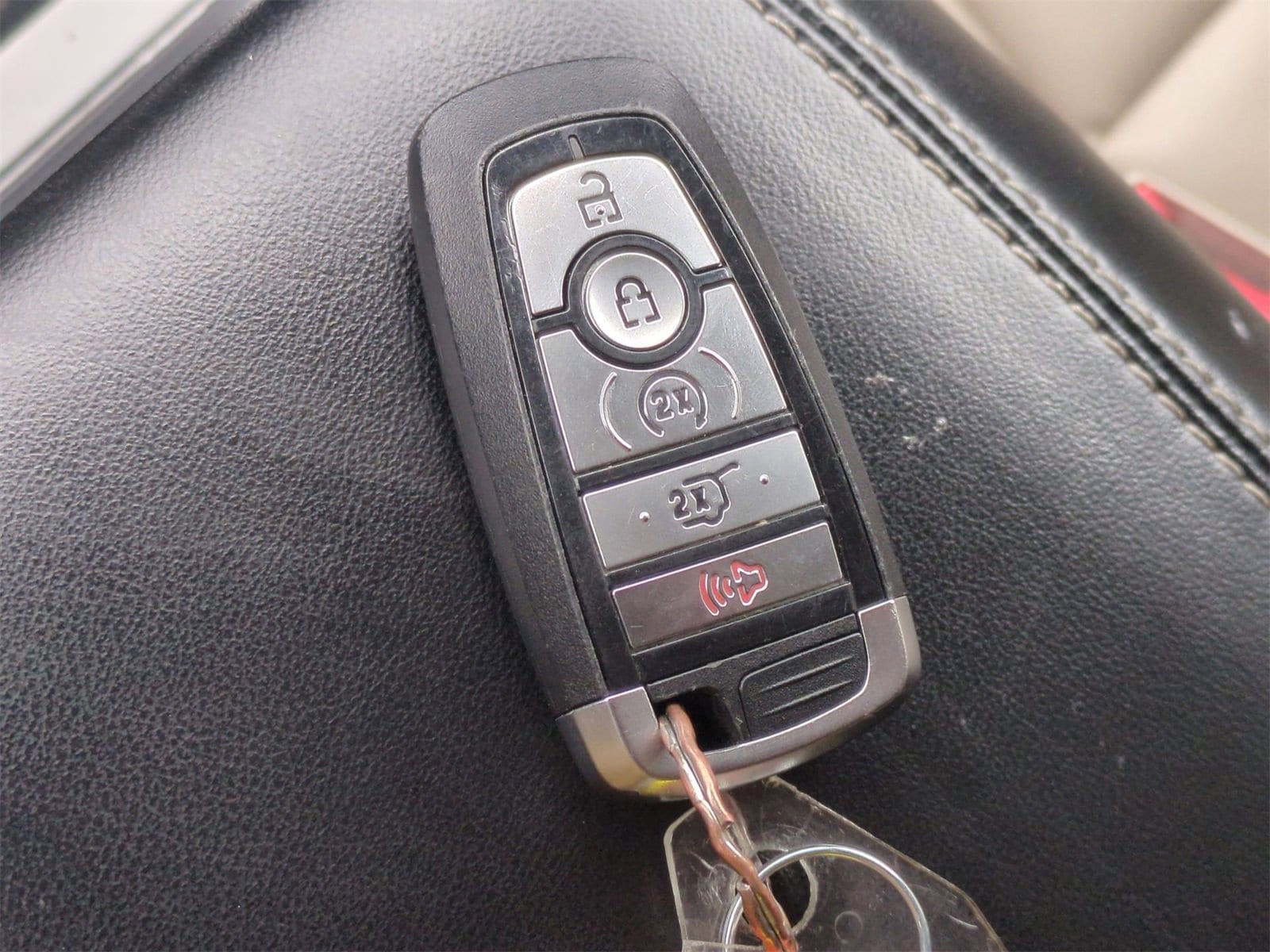 Thumbnail: 2021 Ford Explorer - 35