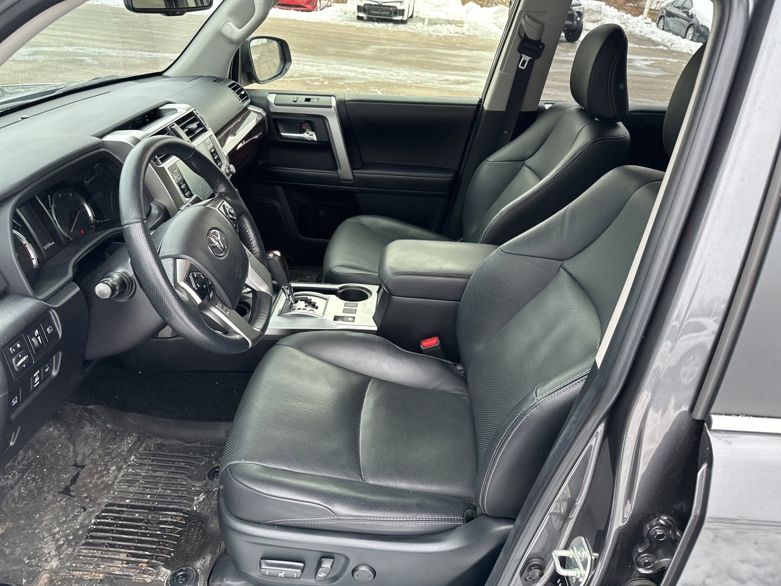 Thumbnail: 2023 Toyota 4Runner - 8