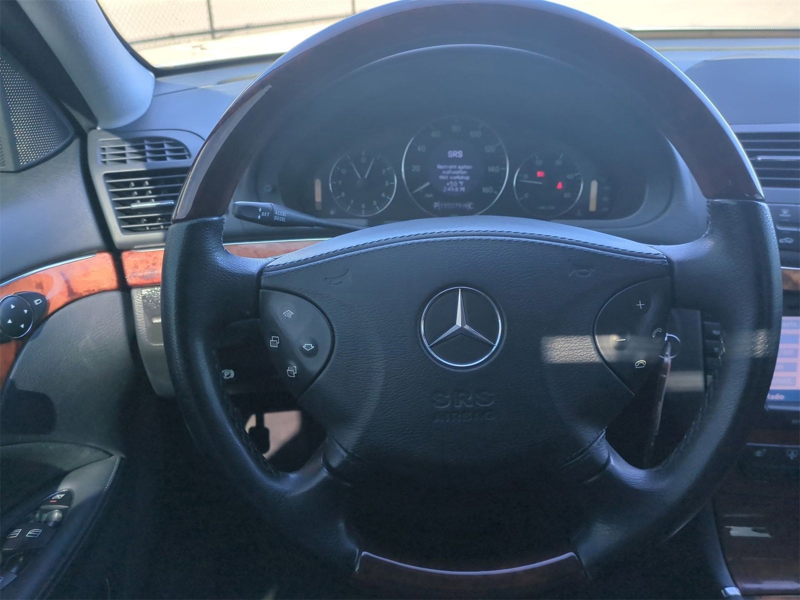 Thumbnail: 2006 Mercedes-Benz E-Class - 23