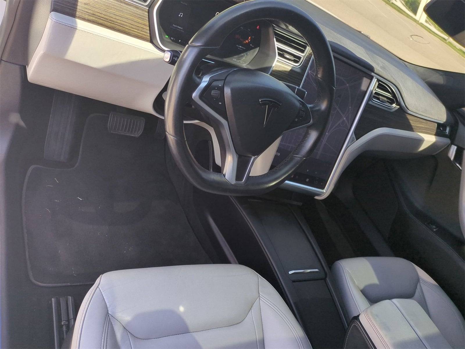 Thumbnail: 2016 Tesla Model S - 10