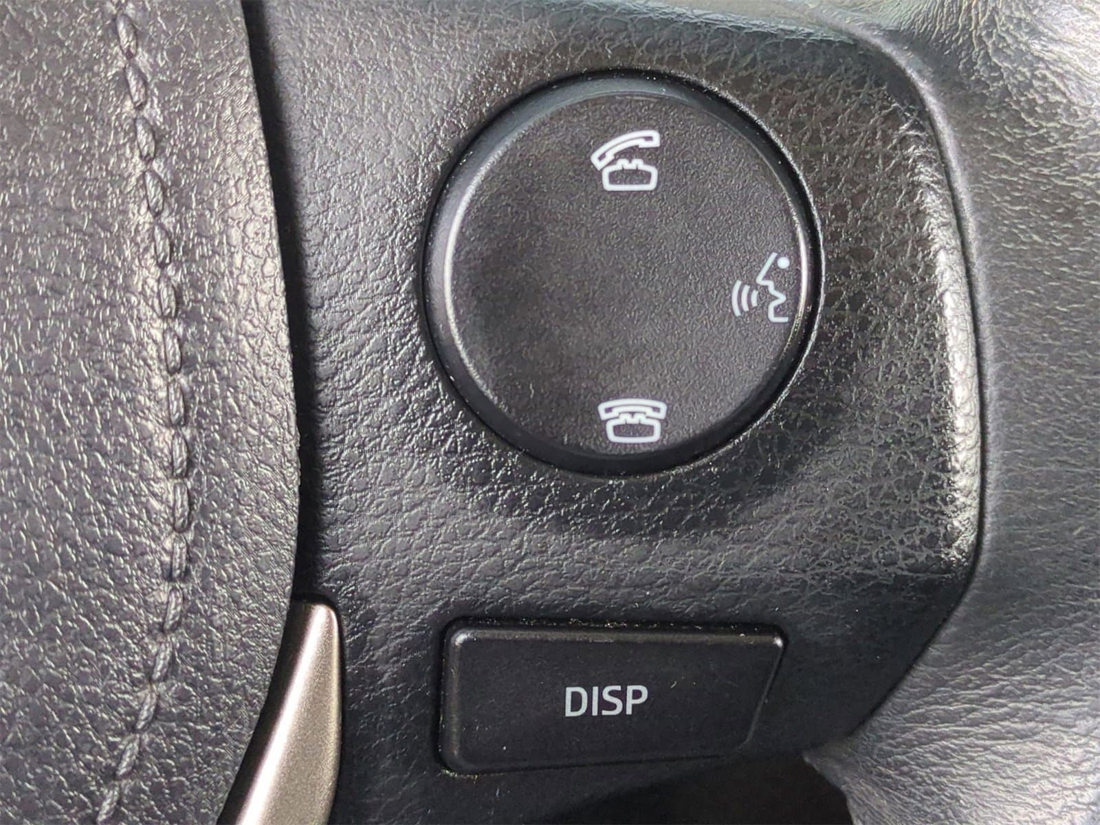 Thumbnail: 2014 Toyota RAV4 - 26