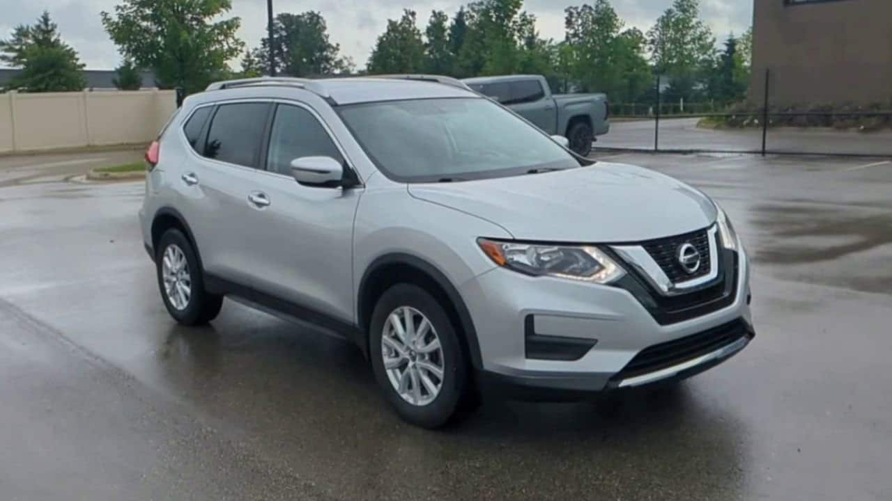 Thumbnail: 2017 Nissan Rogue - 2