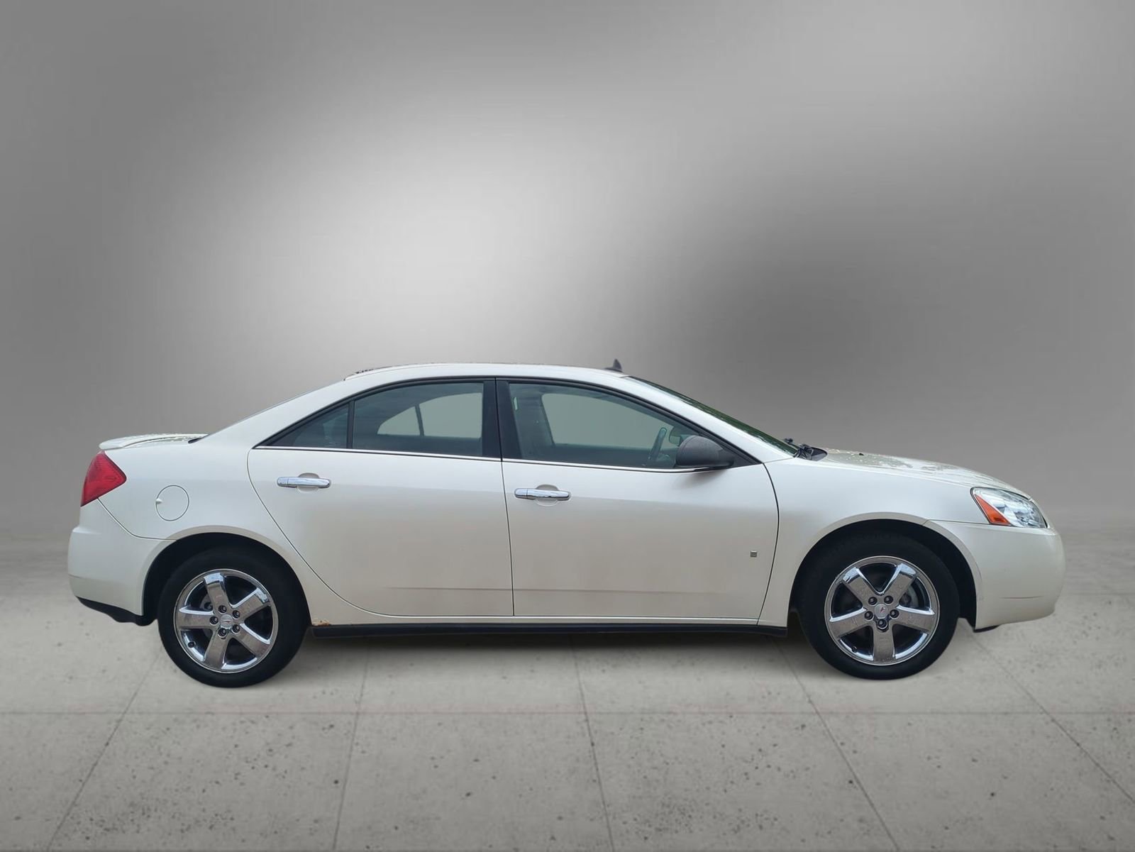 Thumbnail: 2009 Pontiac G6 - 9