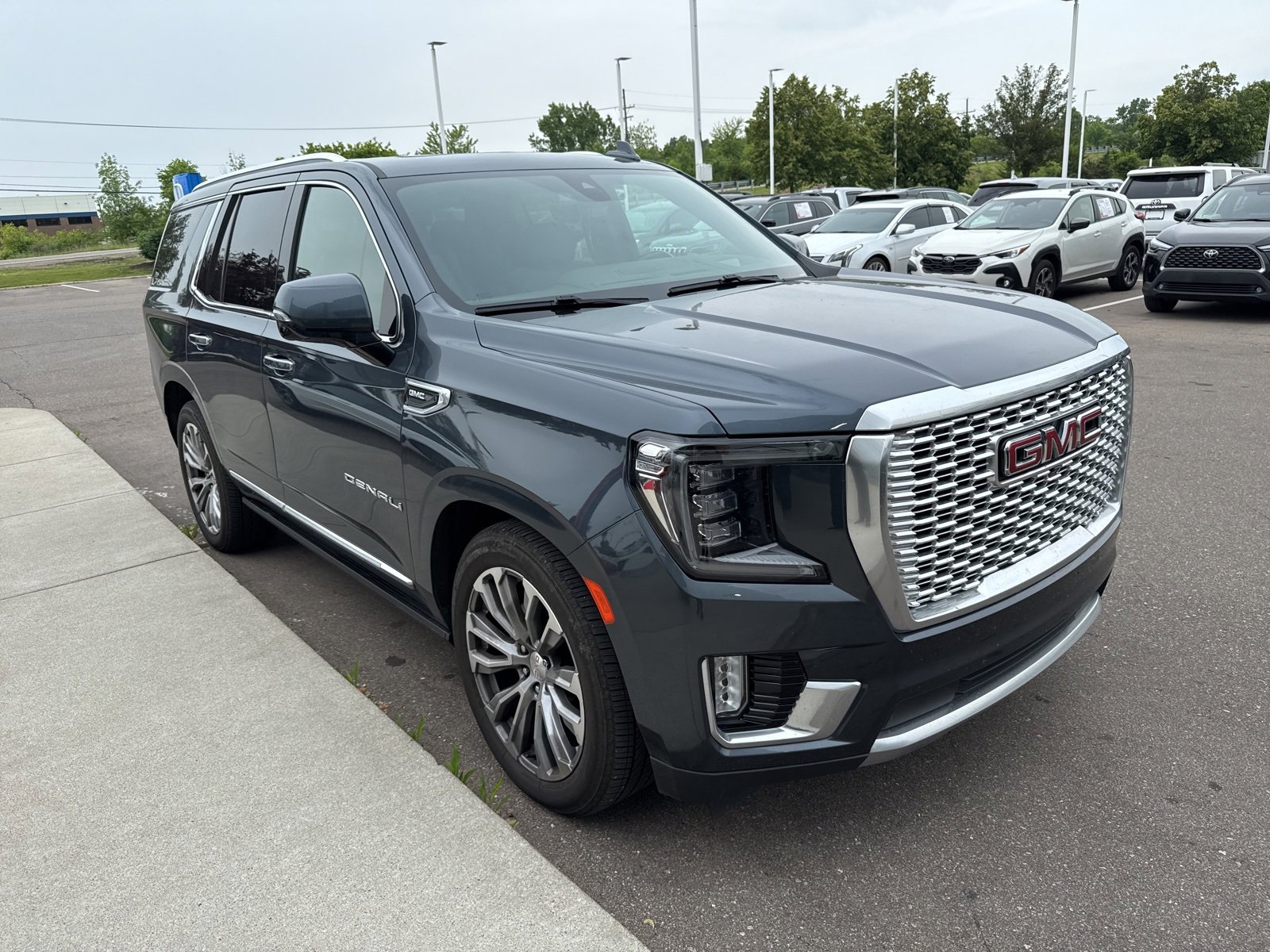 Thumbnail: 2021 GMC Yukon - 3