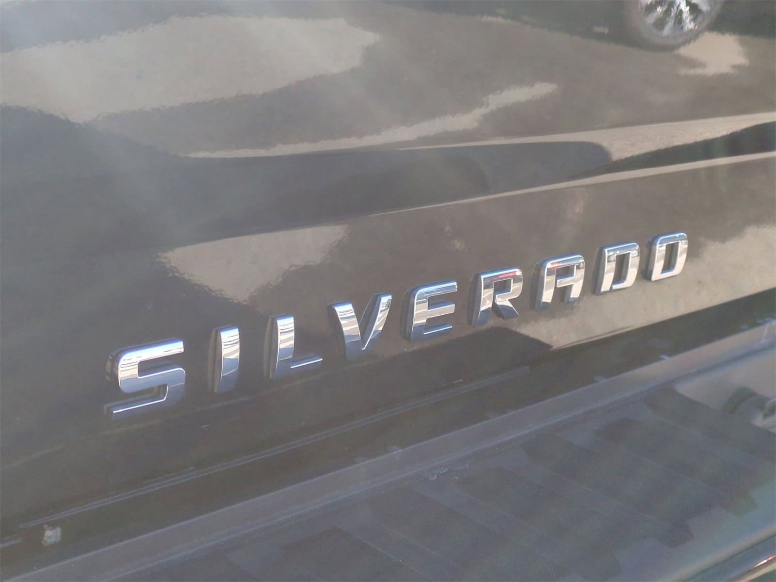 Thumbnail: 2017 Chevrolet Silverado 1500 - 13