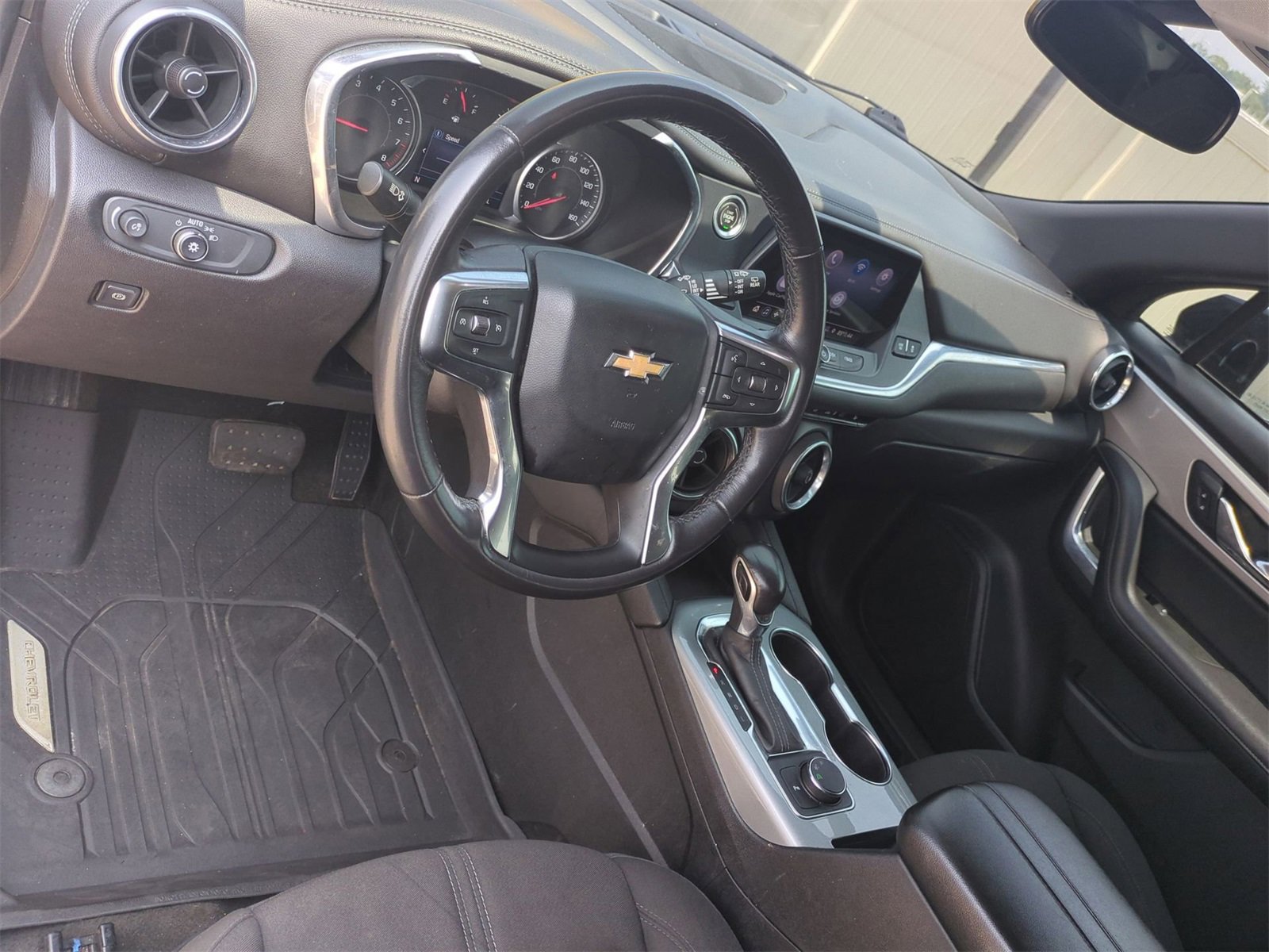 Thumbnail: 2020 Chevrolet Blazer - 10