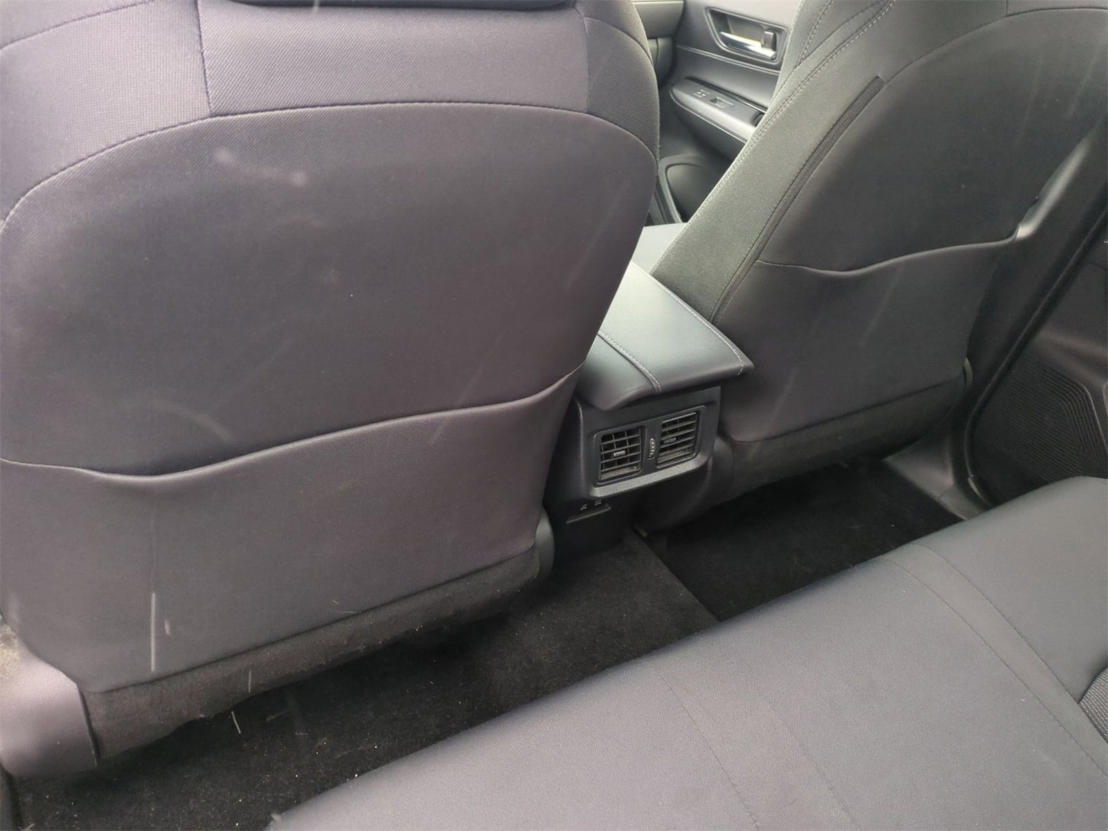 Thumbnail: 2021 Toyota Venza - 18