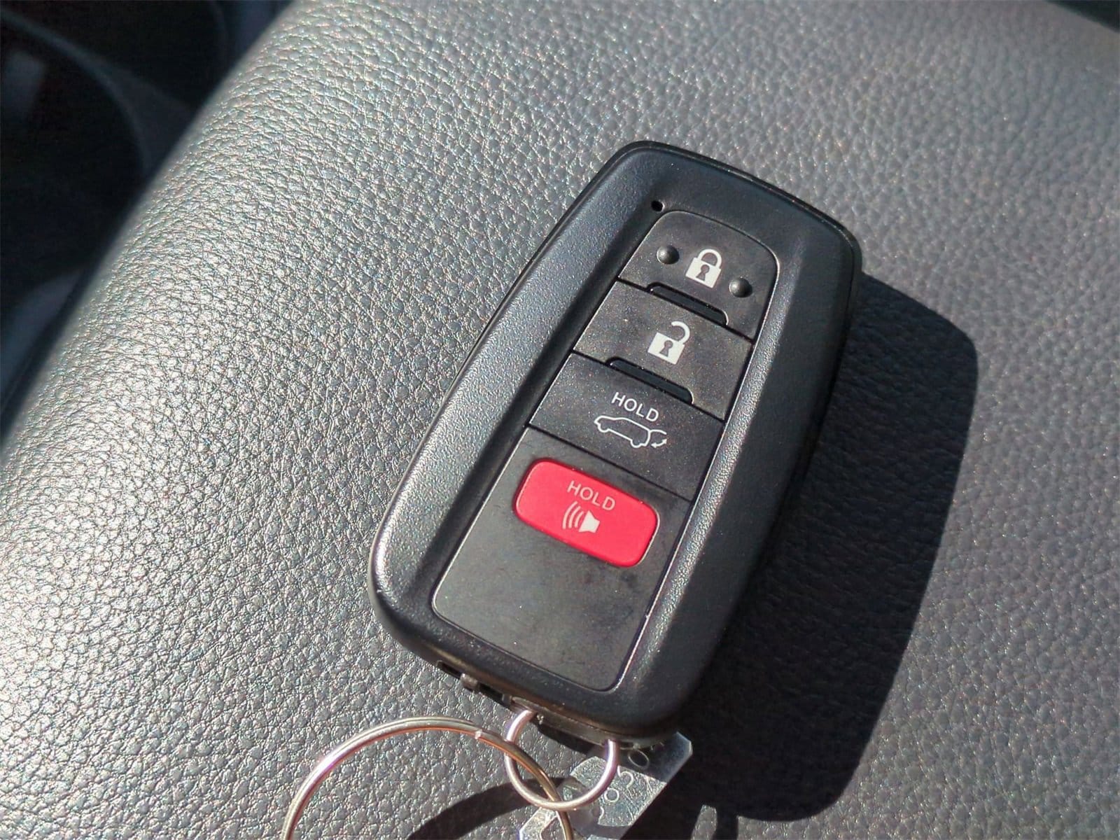 Thumbnail: 2023 Toyota RAV4 - 35