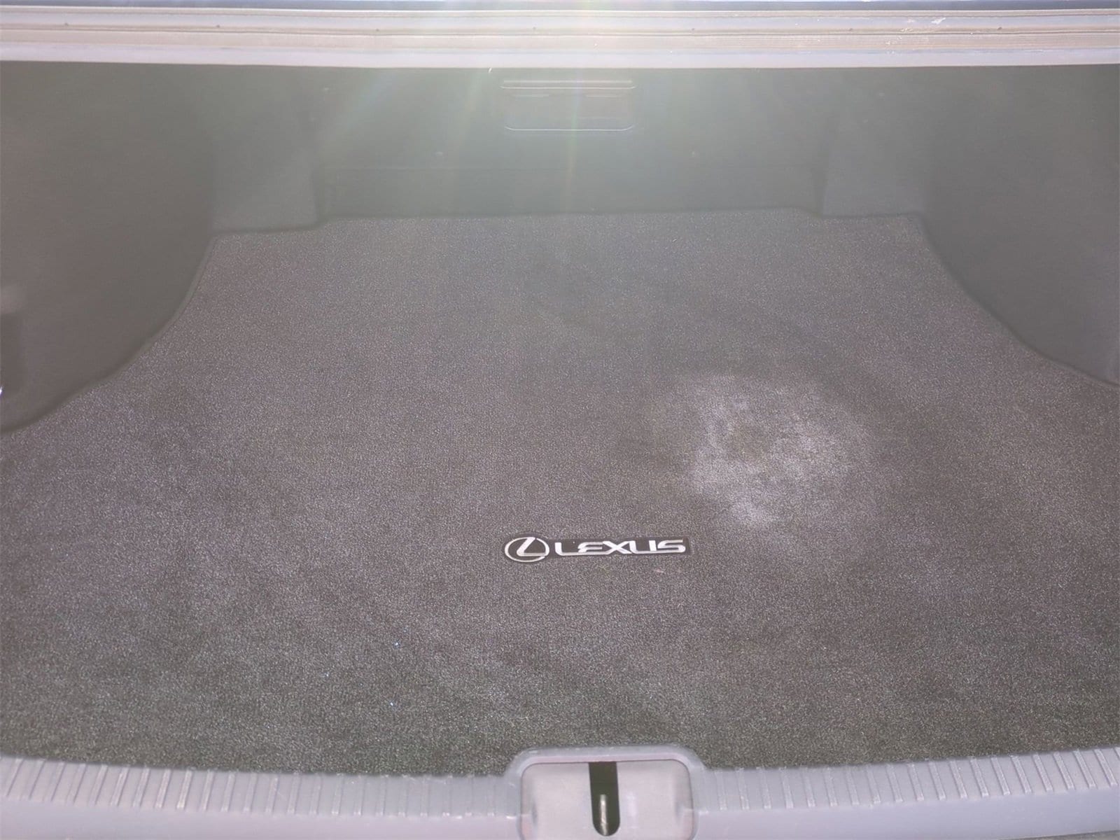 Thumbnail: 2019 Lexus ES - 33