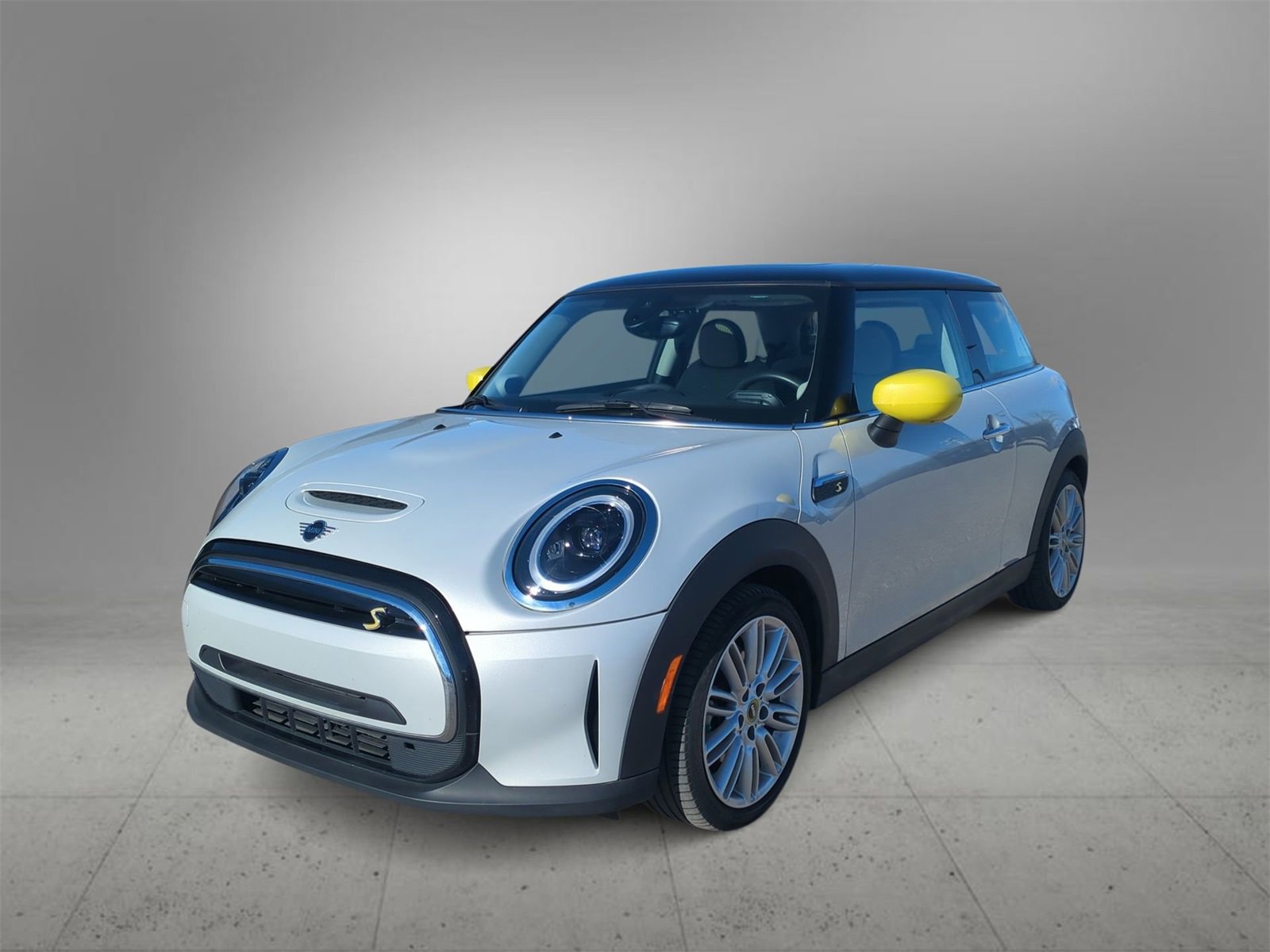 2023 Mini Cooper 2 Door Hardtop photo 4