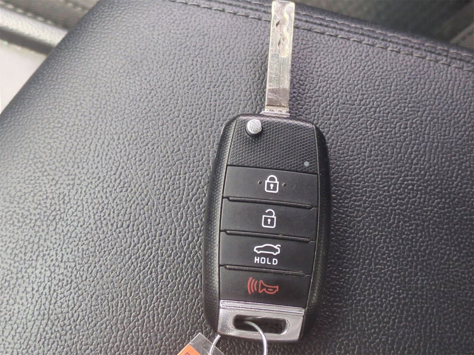 Thumbnail: 2016 Kia Optima - 33
