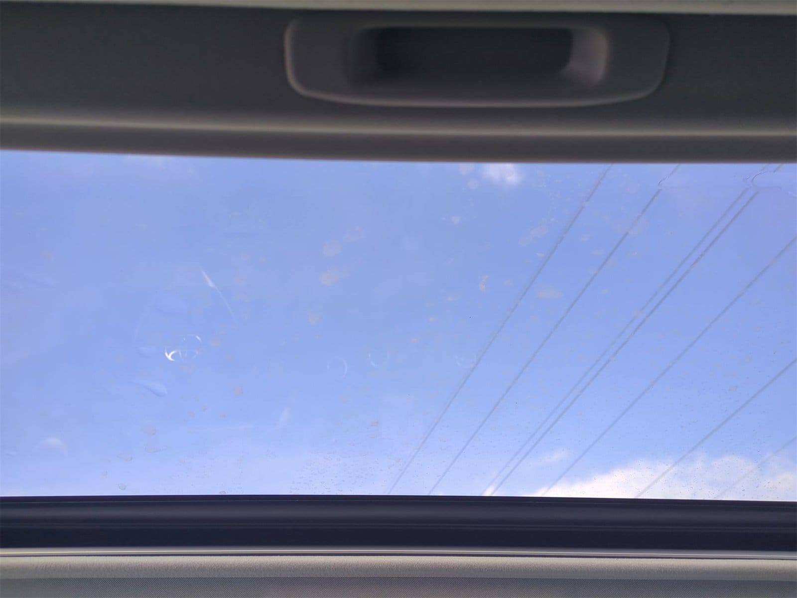 Thumbnail: 2017 Toyota RAV4 - 22