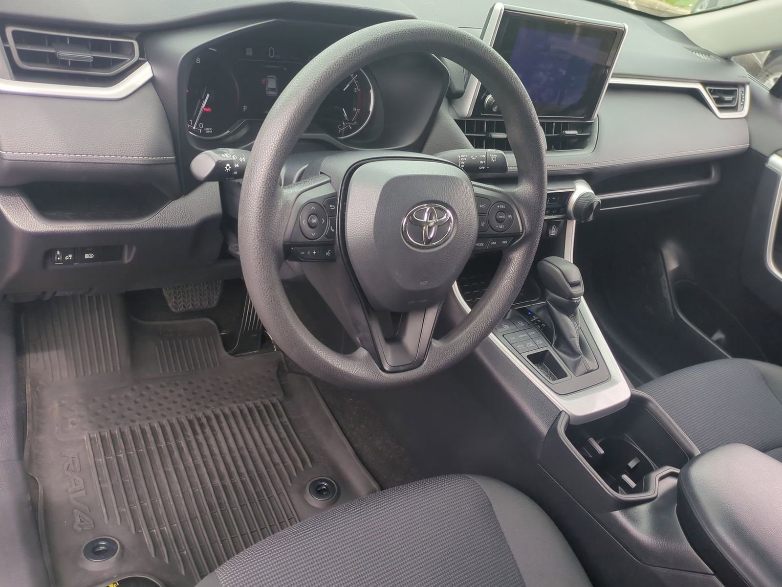 Thumbnail: 2023 Toyota RAV4 - 10