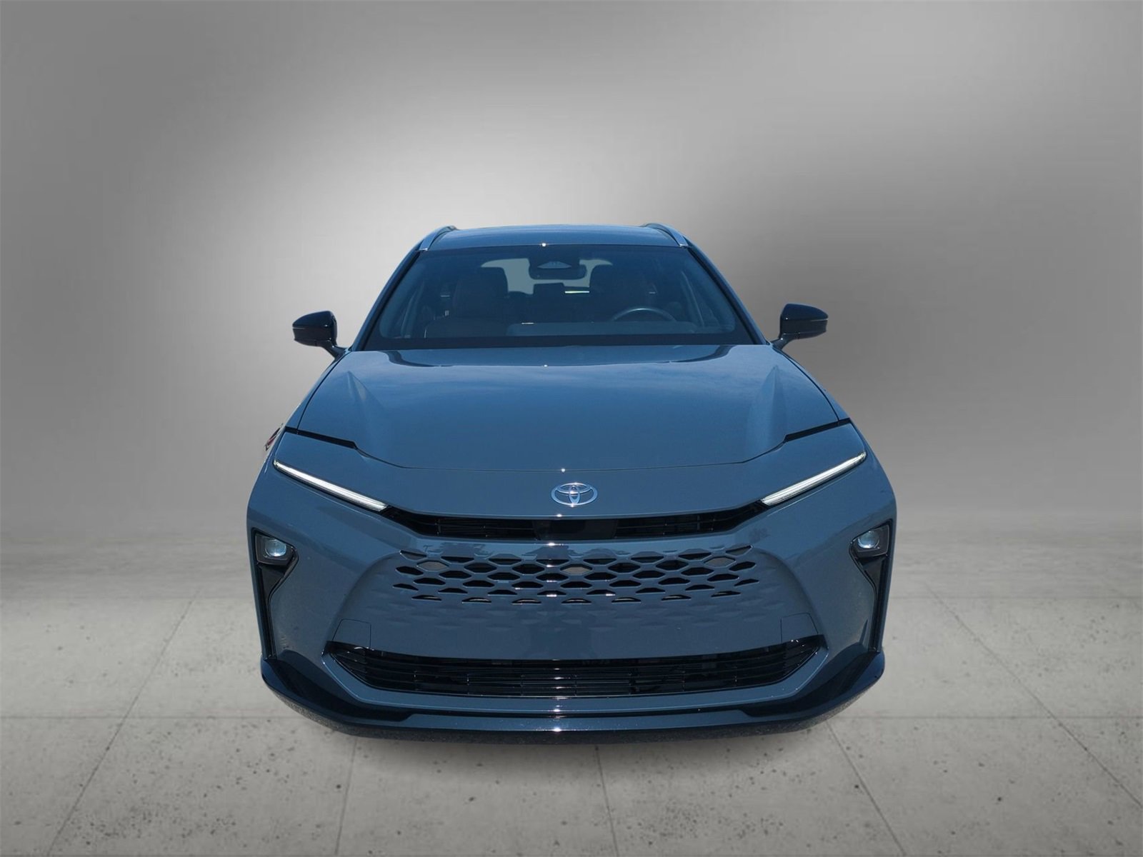 2025 Toyota Crown Signia photo 3