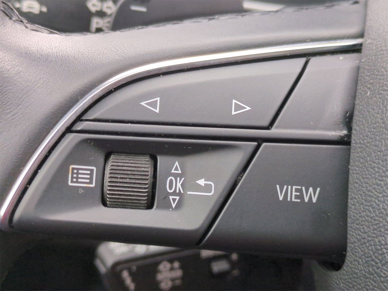 2024 Audi Q3 Premium 25