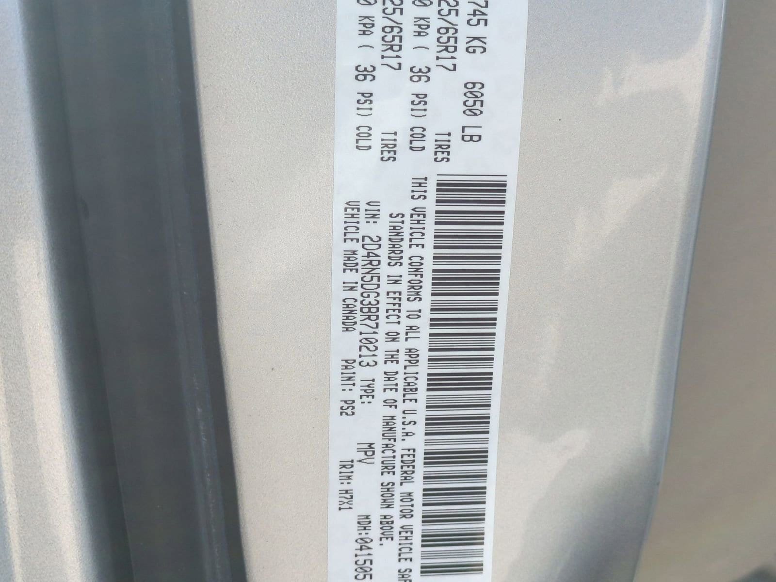 Thumbnail: 2011 Dodge Grand Caravan - 33