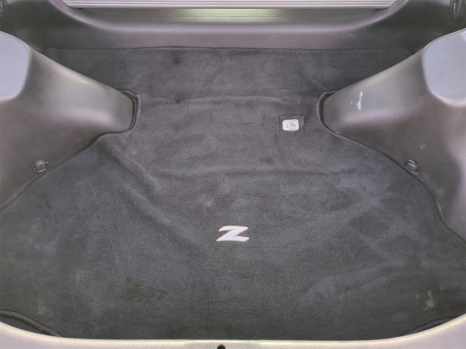 Thumbnail: 2009 Nissan Z - 27