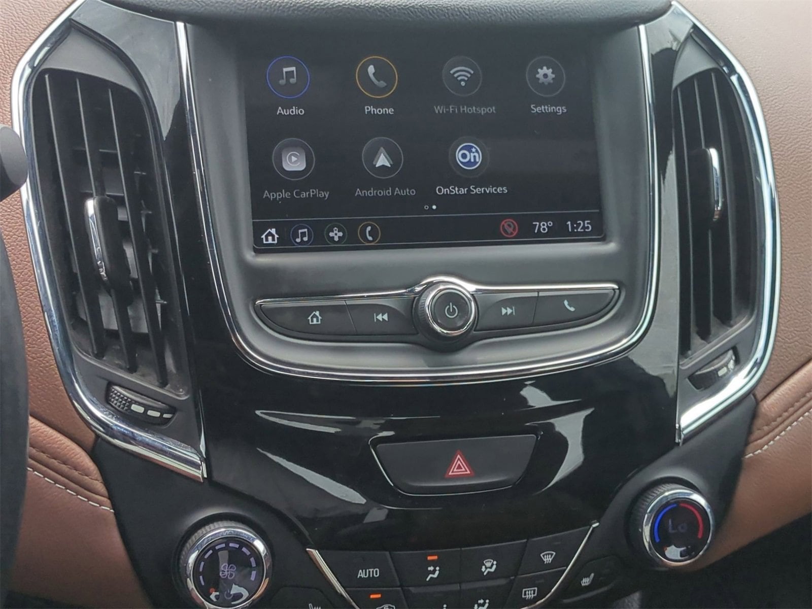 Thumbnail: 2019 Chevrolet Cruze - 27