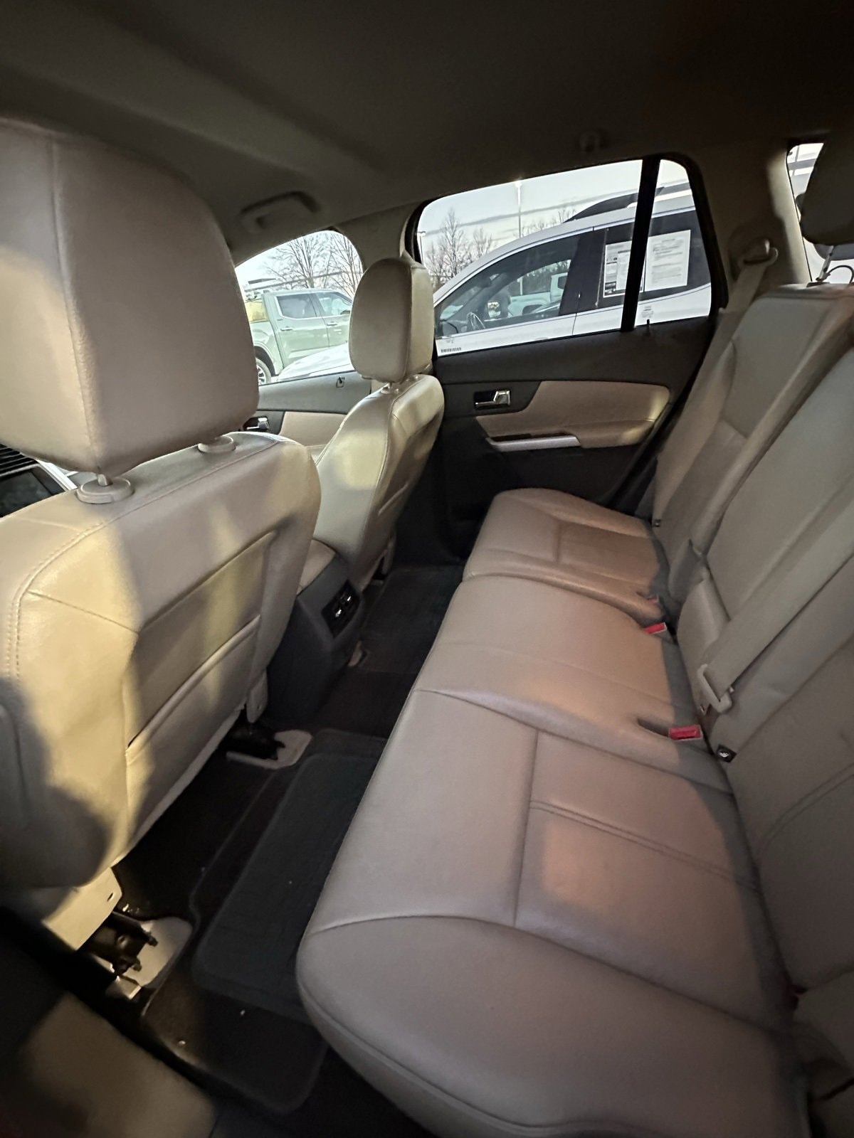 Thumbnail: 2013 Ford Edge - 8