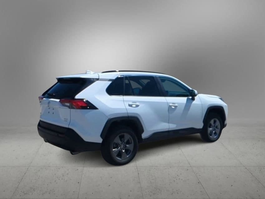 Thumbnail: 2023 Toyota RAV4 - 8