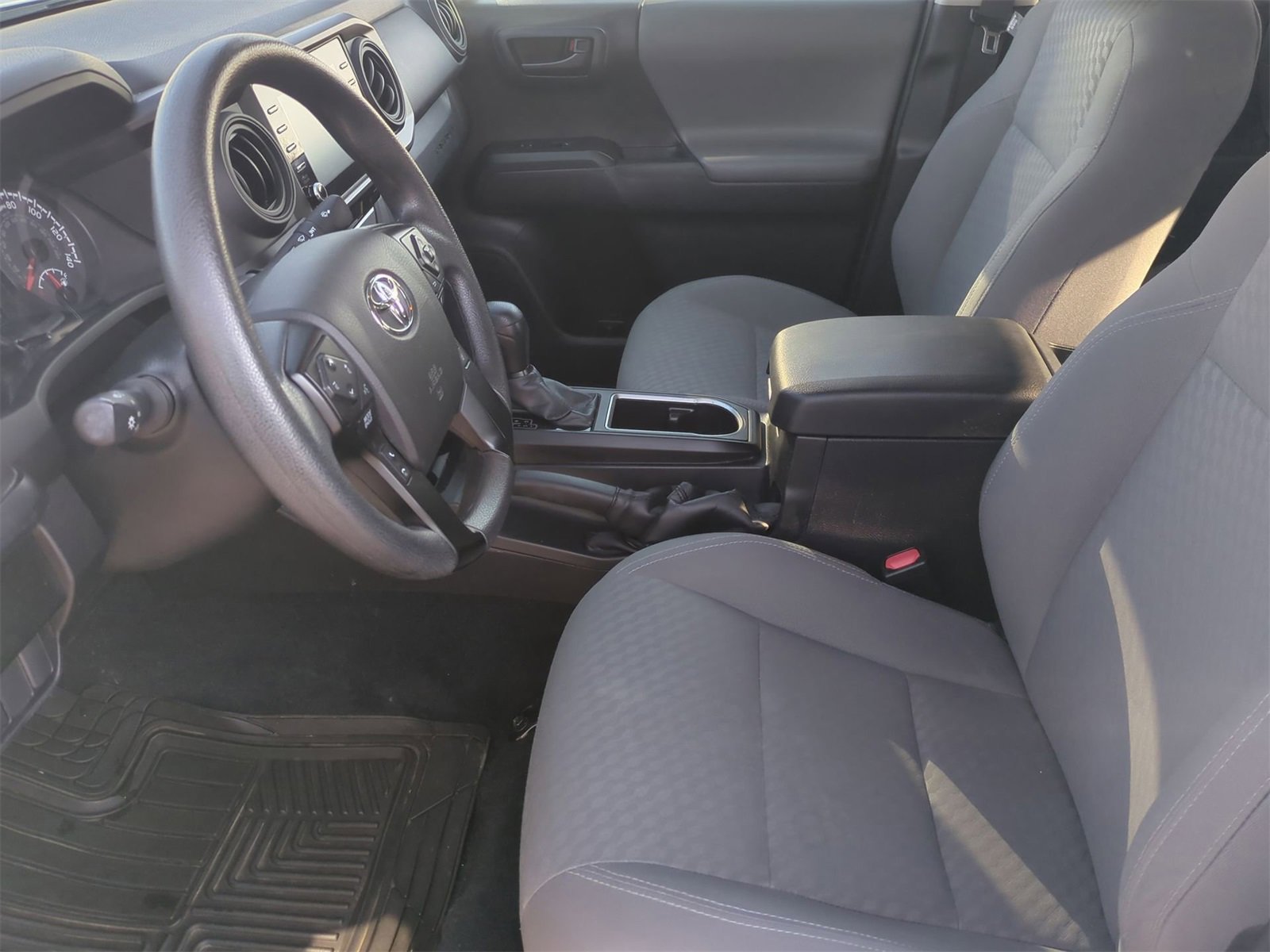 Thumbnail: 2023 Toyota Tacoma - 16