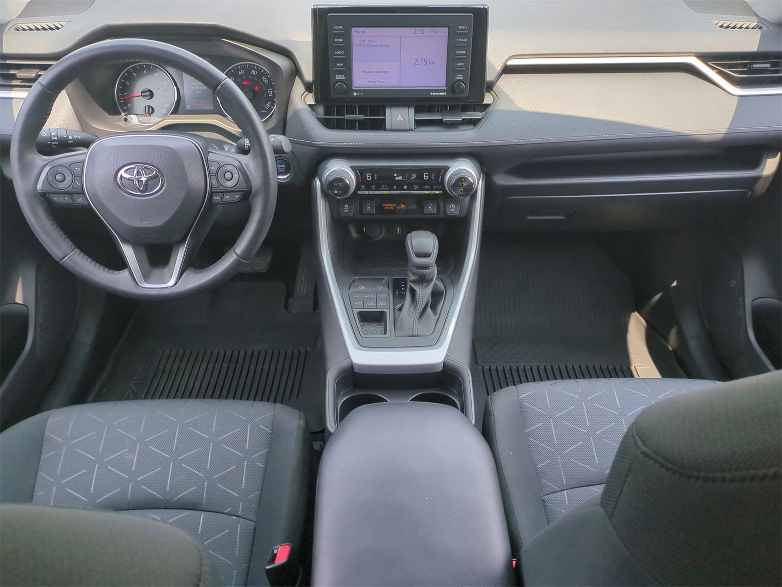 Thumbnail: 2021 Toyota RAV4 - 15