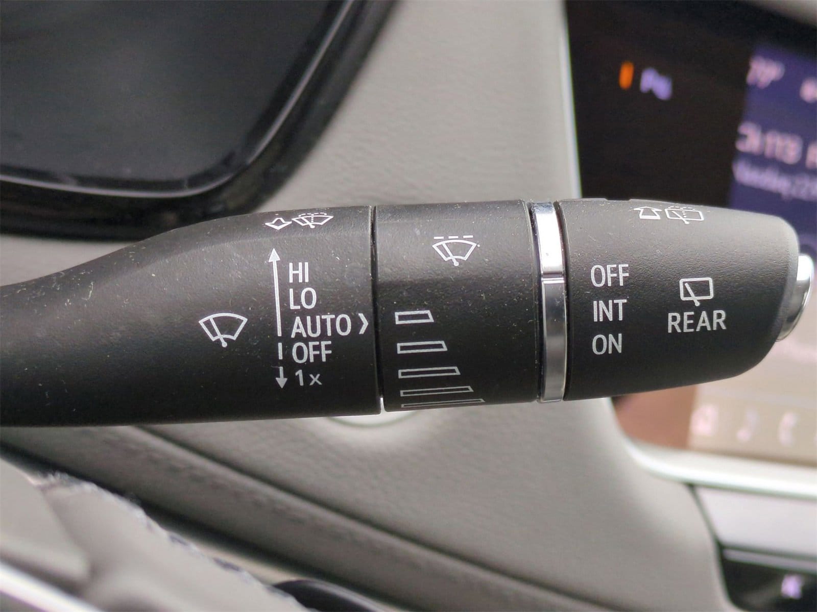 Thumbnail: 2022 Cadillac XT5 - 27