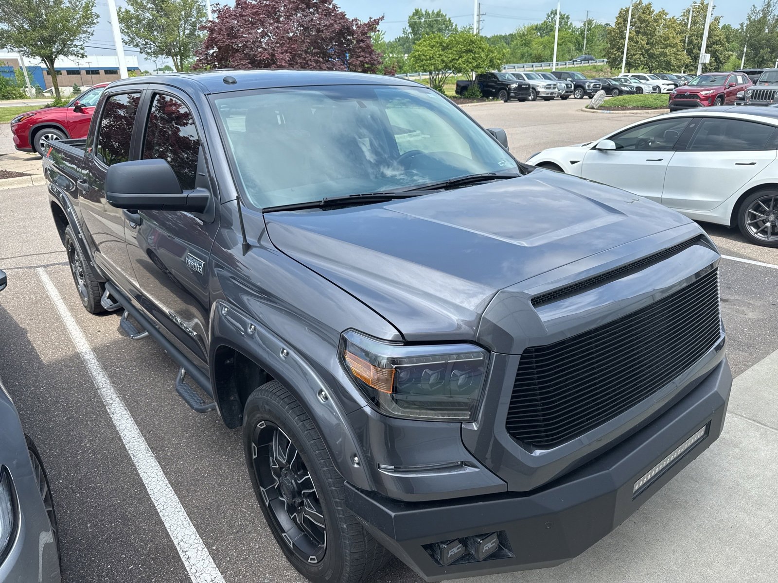 Thumbnail: 2015 Toyota Tundra - 1
