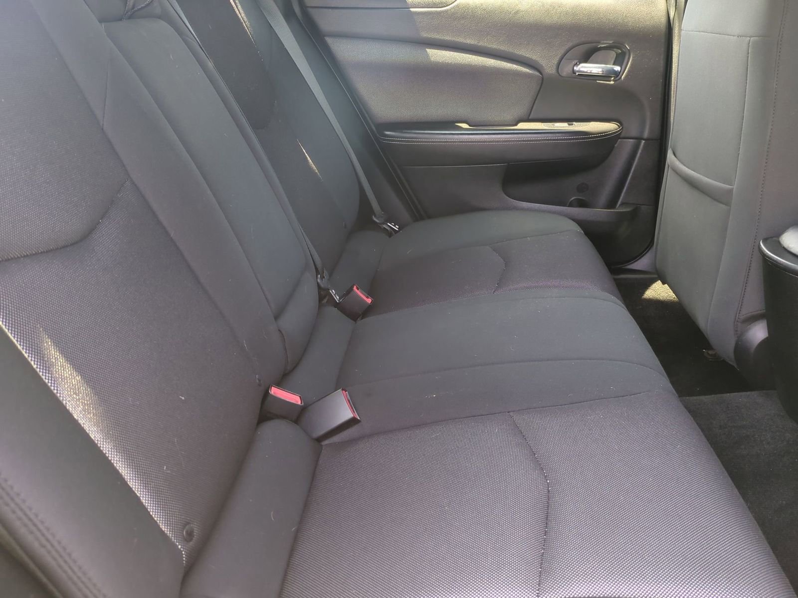 Thumbnail: 2013 Dodge Avenger - 20