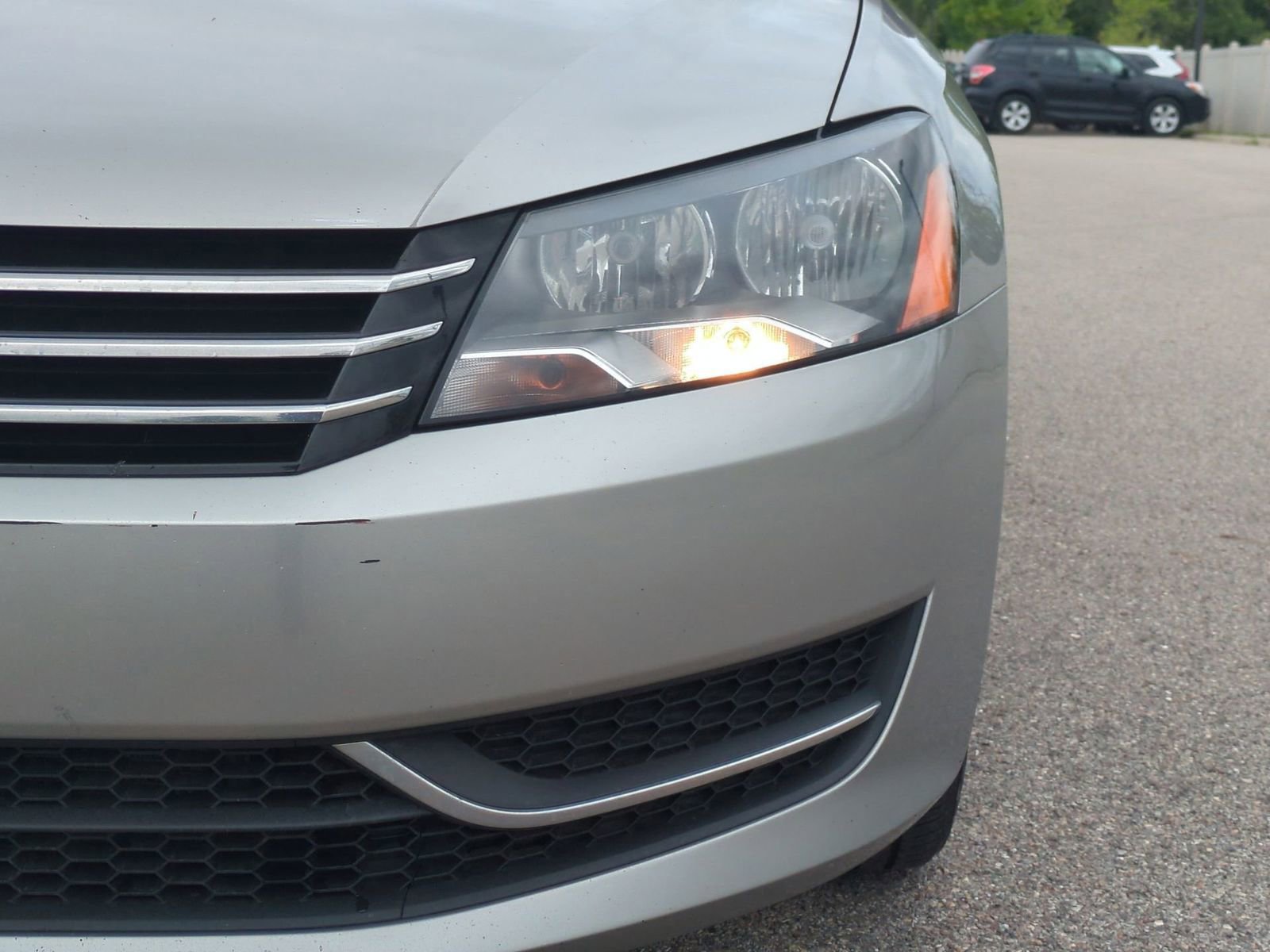 Thumbnail: 2013 Volkswagen Passat - 11